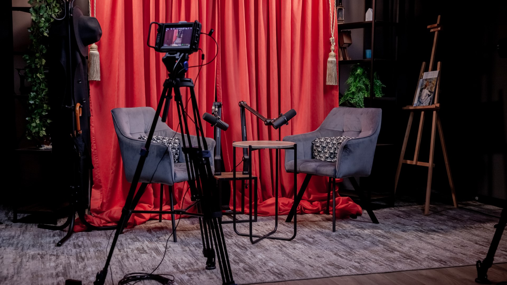 Декорации для имиджевых форматов